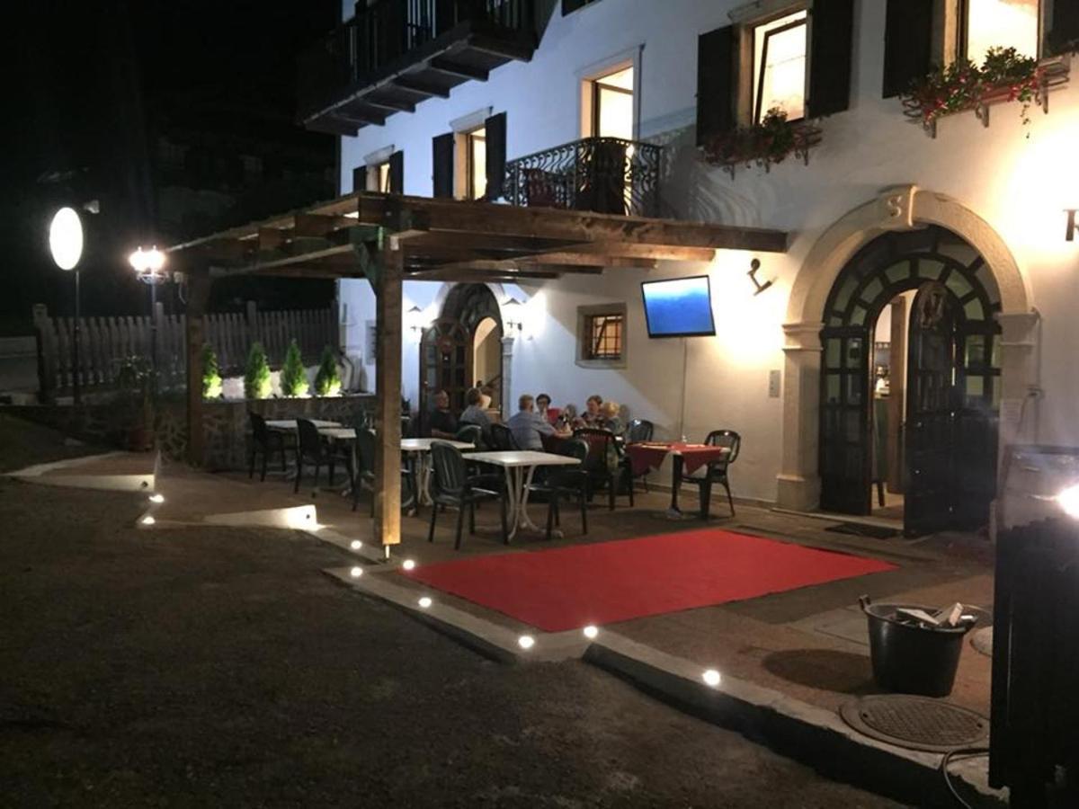 Albergo Locanda Corona Ballino 外观 照片